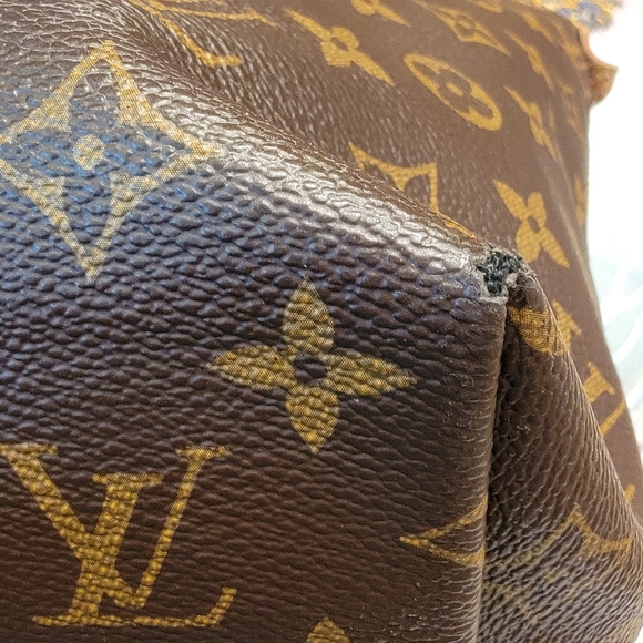 Louis Vuitton Monogram Lena Shoulder Handbag MM - Picture 5 of 9